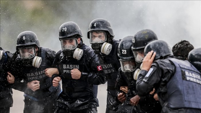 Azerbaijani reporters attend war journalism training in Turkey
