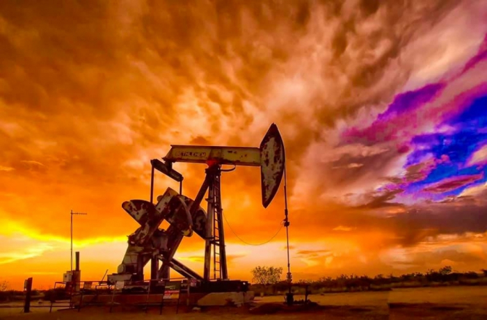 Precio del petróleo desciende en las bolsas mundiales