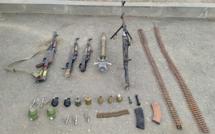   La police azerbaïdjanaise trouve des armes et des munitions abandonnées par des Arméniens à Choucha  