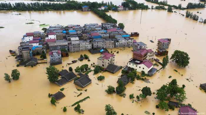 China cities declare rain 