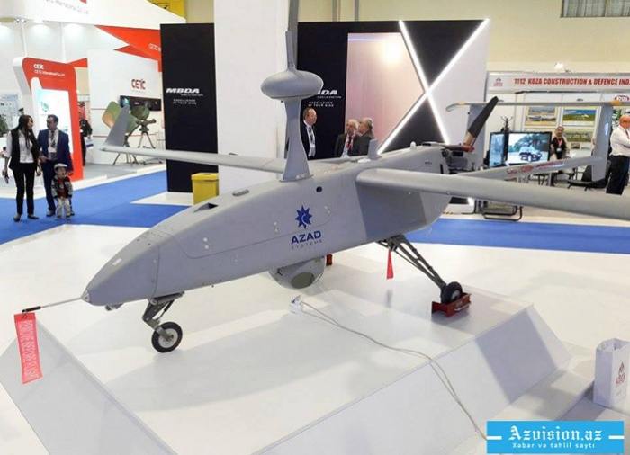  Des drones azerbaïdjanais sont démontrés au Salon international IDEF-2021 en Turquie 