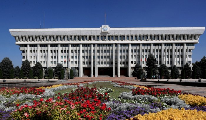 Qırğızıstanda noyabrın 28-i parlament seçkiləri keçiriləcək  
