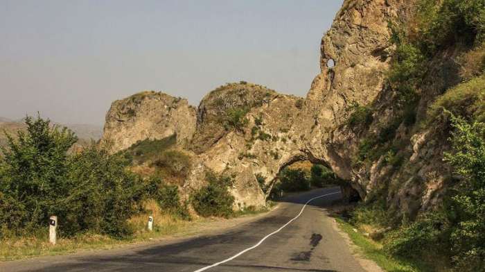   Aserbaidschans Verkehrsbeschränkung auf der Gerus-Gafan-Straße wurde für Armenien zu ernster Besorgnis  