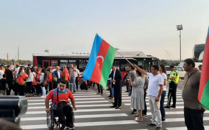 Paralimpiyaçılarımız Tokioya yola düşüb -    FOTOLAR   