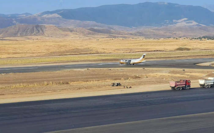  AZAL effectue des vols spéciaux pour vérifier les équipements techniques radio à l