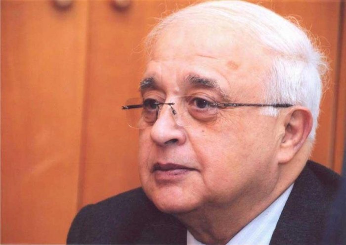       Xalq yazıçısı:    "Vaqifin məqbərəsinin açılışında ikinci dəfə iştirak etdiyim üçün qürurluyam"  
   
