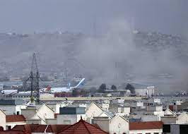 إطلاق عدة صواريخ على مطار كابول ومنظومة دفاعية أمريكية تعترضها