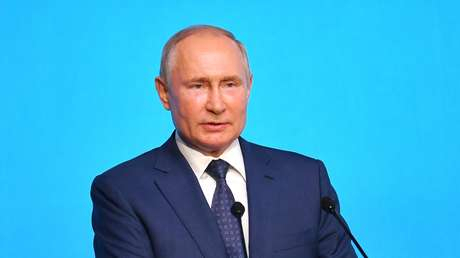Putin afirma que la decisión de despojar a Rusia de la bandera y el himno en los JJ.OO. de Tokio "tiene una connotación política"