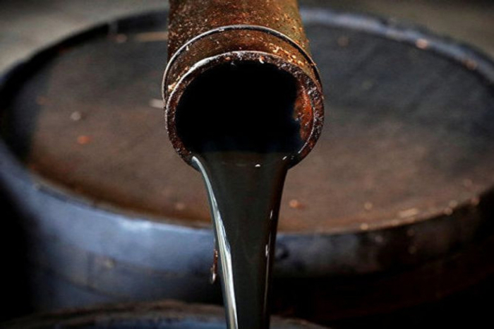 سعر برميل النفط ينخفض