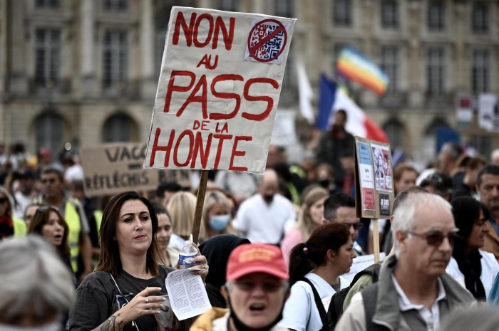   Pass sanitaire en France: des manifestations annoncées dans plus de 150 villes  