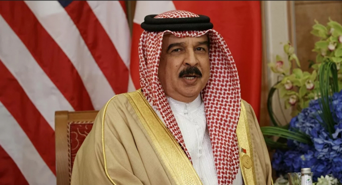 السيسي يوجه دعوة رسمية إلى عاهل البحرين لزيارة مصر