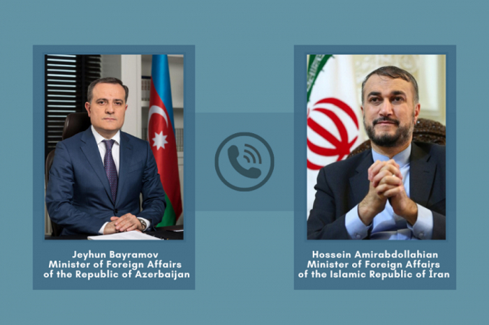   مكالمة هاتفية بين وزيري خارجية أذربيجان وإيران  