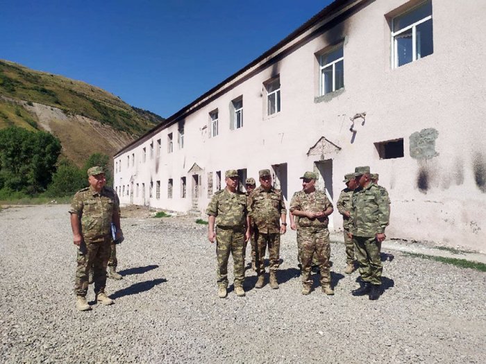   Zakir Həsənov Qarabağda tikintisi davam edən hərbi hissələrdə olub    FOTO+VİDEO    