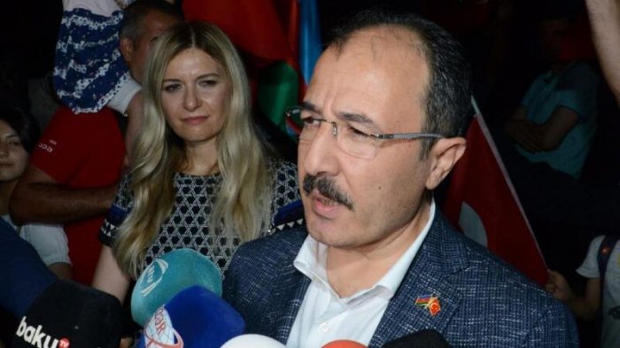    "Kədərli günümüzdə yanımızda oldunuz" -    Cahit Bağçı       