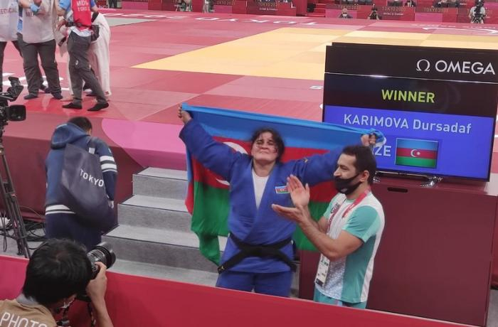   Tokyo 2020 : la judokate azerbaïdjanaise Dursadaf Karimova remporte la 2e médaille d