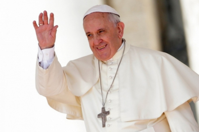    Papa oğlan analarına müraciət etdi:    “Onları evləndirin   ”   