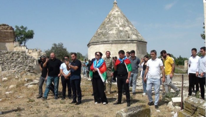 Gənclər təşkilatları Ağdama səfər ediblər