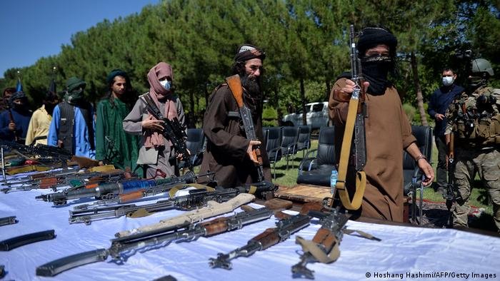    “Taliban” Əfqanıstanın 65 faizini ələ keçirib   