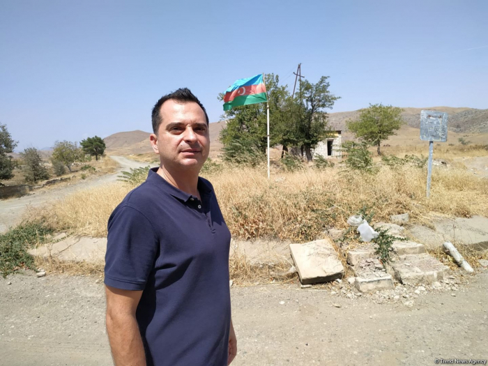     El periodista bosnio  :"Espero que en las tierras liberadas de Azerbaiyán nunca más estalle guerra"  