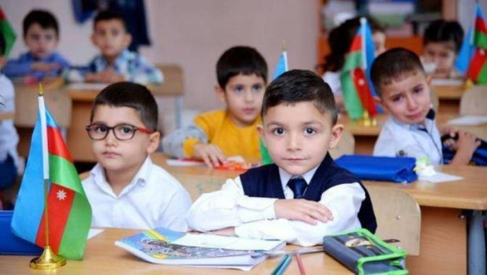   Azerbaiyán reanudará la forma tradicional de educación  