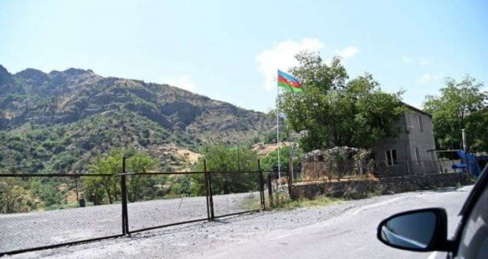   Two Armenian citizens cross into Azerbaijan  