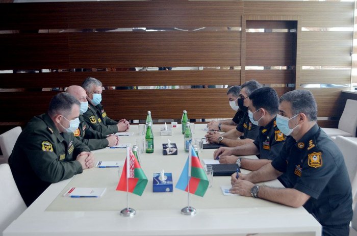 Azerbaijani and Belarus military medical specialists hold working meeting