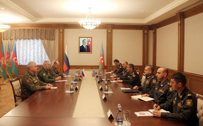   Zakir Hasanov traf sich in Karabach mit dem neuen Kommandeur der russischen Friedenstruppen  