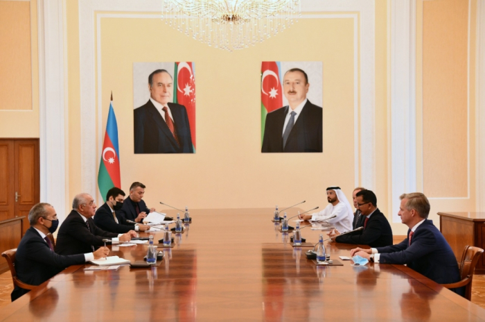 Azerbaijani PM meets with Group Chairman and CEO of DP World