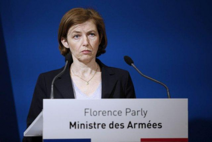 France cancels defence meeting with UK over submarine row