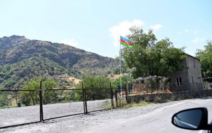 Azərbaycan polisi  Qarabağa gedən İran maşınlarını  yoxlamağa başlayıb   
