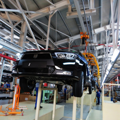 Azerbaiyán incrementa la producción de automóviles en un 4%