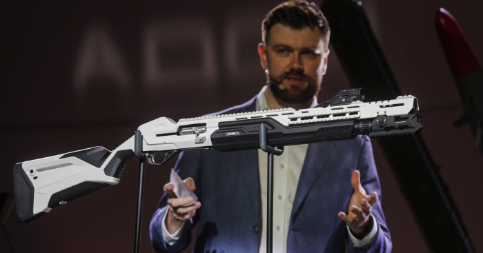    "Kalaşnikov" ilk "ağıllı" silahını hazırlayıb -   VİDEO      