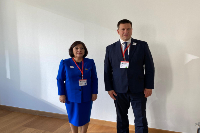 Sahibə Qafarova estoniyalı həmkarı ilə görüşüb