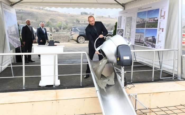   El jefe de estado sienta las bases del Complejo Memorial en Jabrayil   