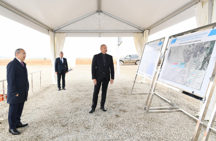   Präsident Ilham Aliyev legt Grundstein für Industriepark, der in der Wirtschaftsregion Ost-Zangazur angelegt werden soll  