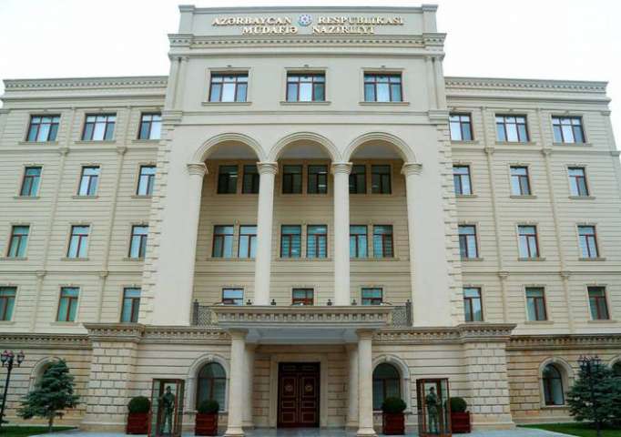     El Ministerio de Defensa  :"Los armenios borrachos abrieron fuego contra sí mismos"  