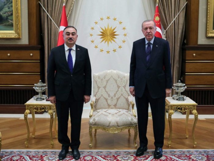  Aserbaidschanischer Botschafter überreicht dem türkischen Präsidenten sein Beglaubigungsschreiben  