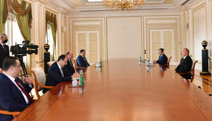 Azerbaijani president receives Turkish minister of labor and social security