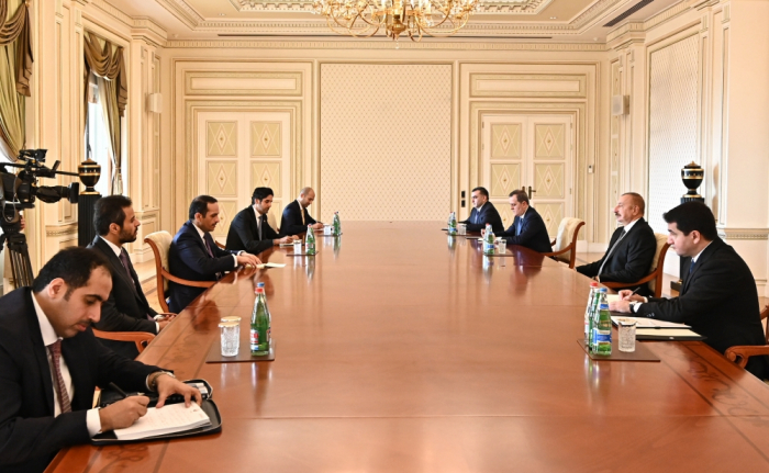  Präsident Ilham Aliyev empfängt den stellvertretenden Premierminister von Katar 