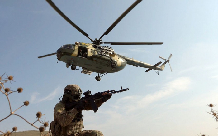 Continúa el entrenamiento de las fuerzas especiales de Azerbaiyán -   VIDEO   