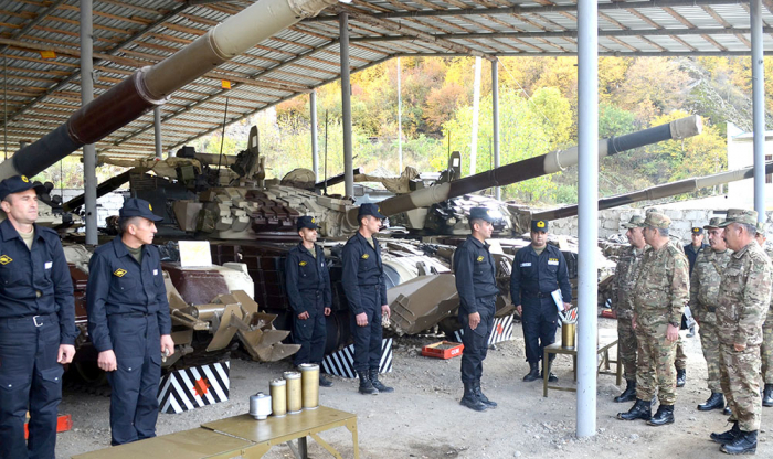  Defense Minister inspects winter readiness of military units in Kalbajar and Lachin -  VIDEO  