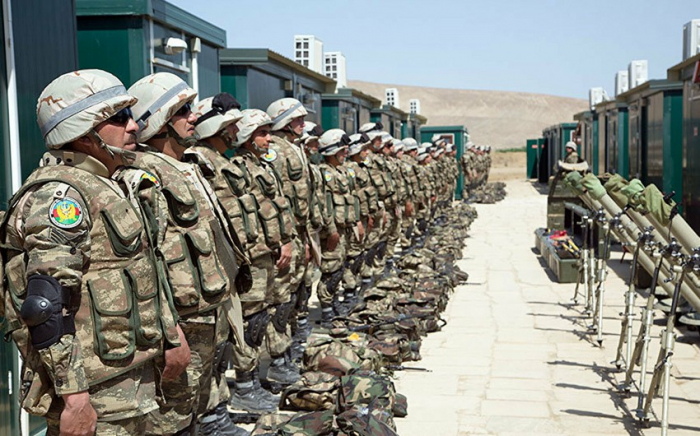 Azerbaijani servicemen in reserve called up for training