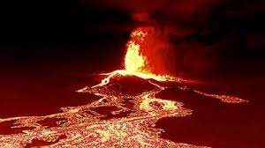   Un nuevo derrumbe parcial del cono principal del volcán de La Palma abre una gran fuente de lava  