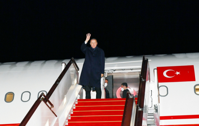  Erdogan a terminé sa visite en Azerbaïdjan -  PHOTO  