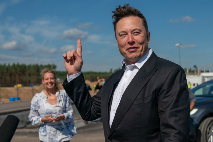 Elon Musk volvió a promocionar “la criptomoneda del pueblo”