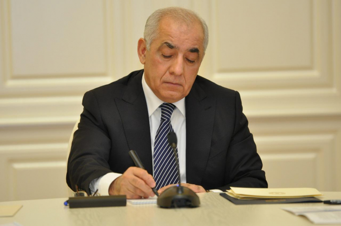  Aserbaidschanischer Premierminister unterzeichnet Dekret zur Einsetzung einer Kommission zur Vorbereitung des Zivilschutzplans 