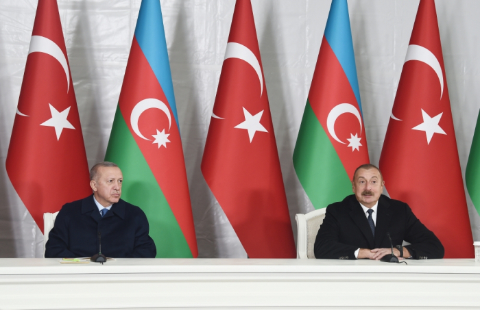     Presidente turco:   "Si Irán actúa con sentido común, no habrá ningún problema con Azerbaiyán"   
