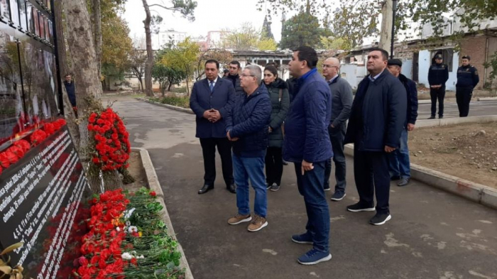   Brasilianischer Senator ehrt die Opfer des armenischen Terrors in Gandscha  