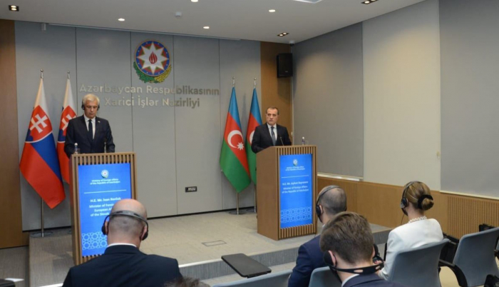   Azerbaijani and Slovak FMs hold joint press conference  