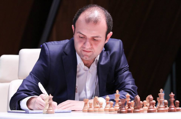 Tres ajedrecistas azerbaiyanos terminan la segunda ronda con victoria en el torneo Gran Suiza 2021